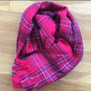 H&M red plaid blanket scarf
